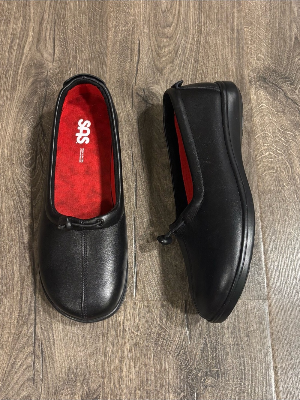 SAS Black Leather Funk Active Slip On Loafer Women’s size 9 Double Wide Width
